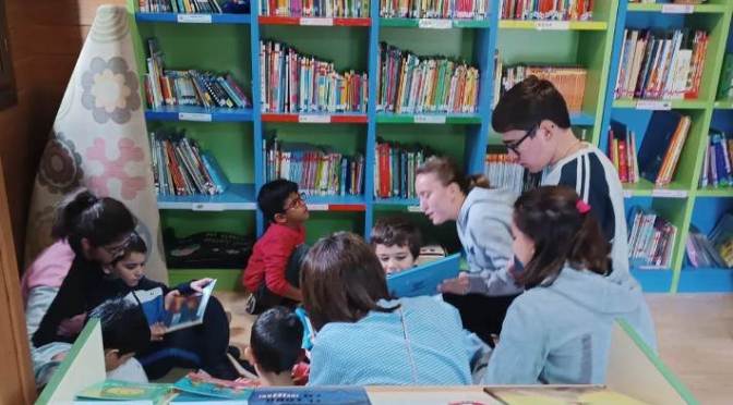 INAGURAMOS LA BIBLIOTECA DEL COLE